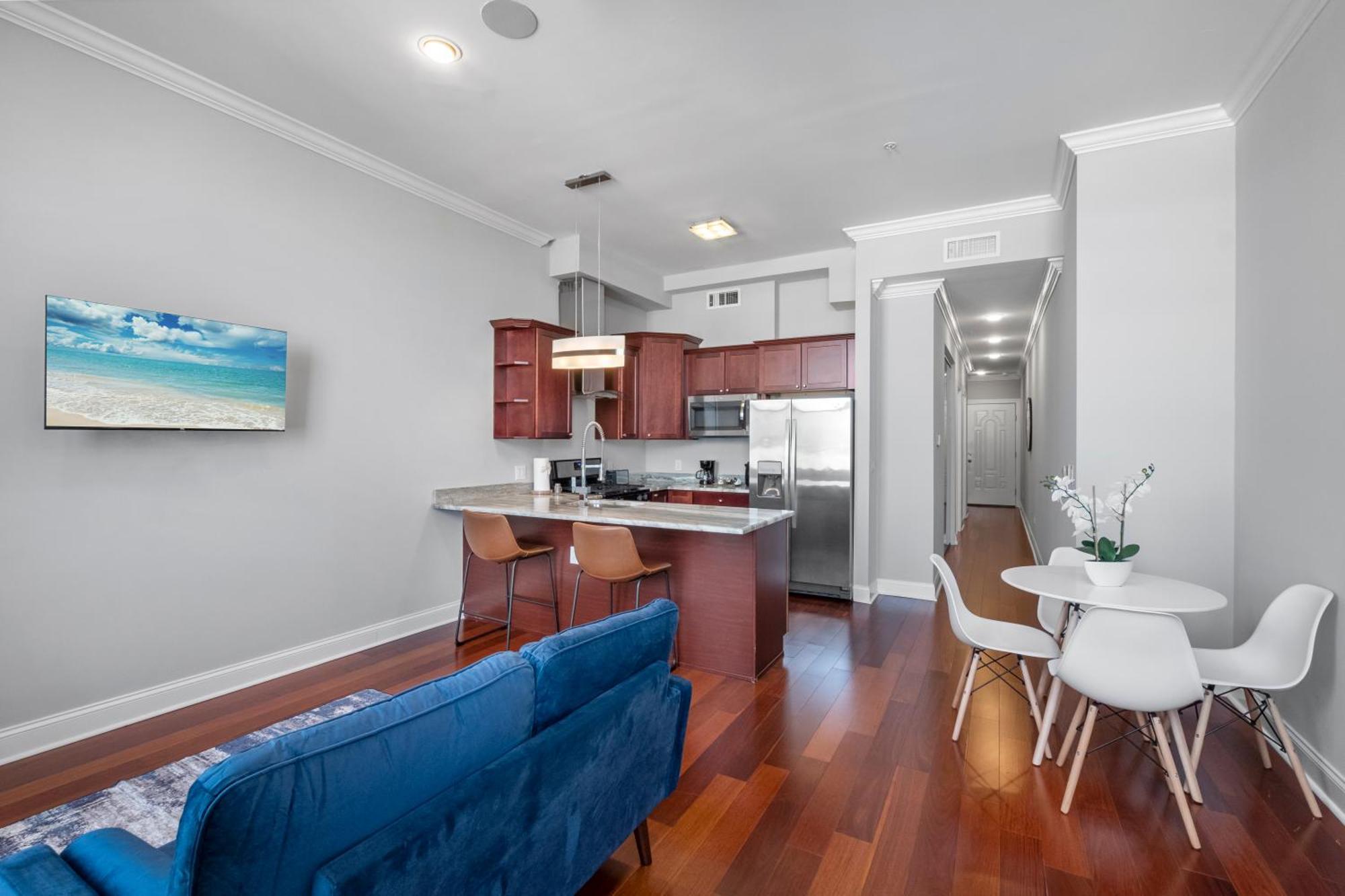 Palatial 1br W Rooftop Pool Philadelphia
